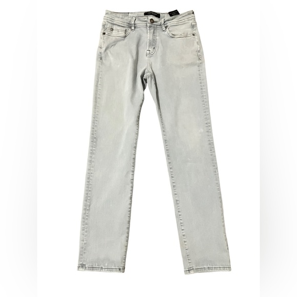 Liverpool Light Gray Jeans - Picture 2 of 8